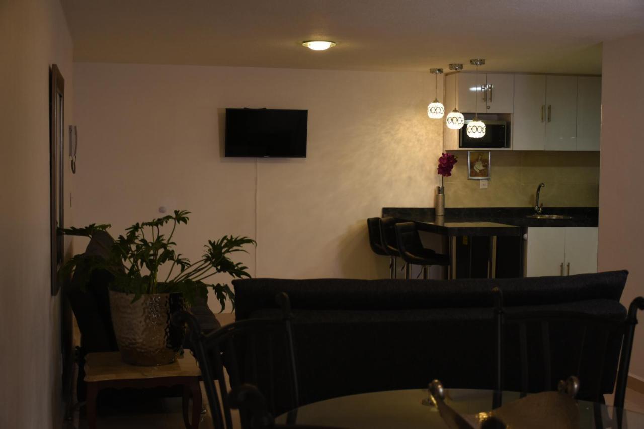 Departamento Alejandro - Completo Y Amplio Departamento En Una Zona Muy Tranquila De La Cdmx Cidade do México Exterior foto